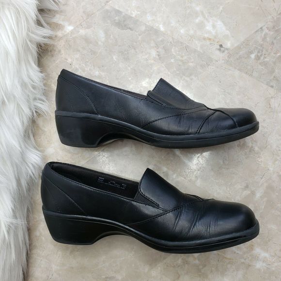 CLARKS Bendables Black Leather Loafers Wedge 6.5M - Picture 6 of 7